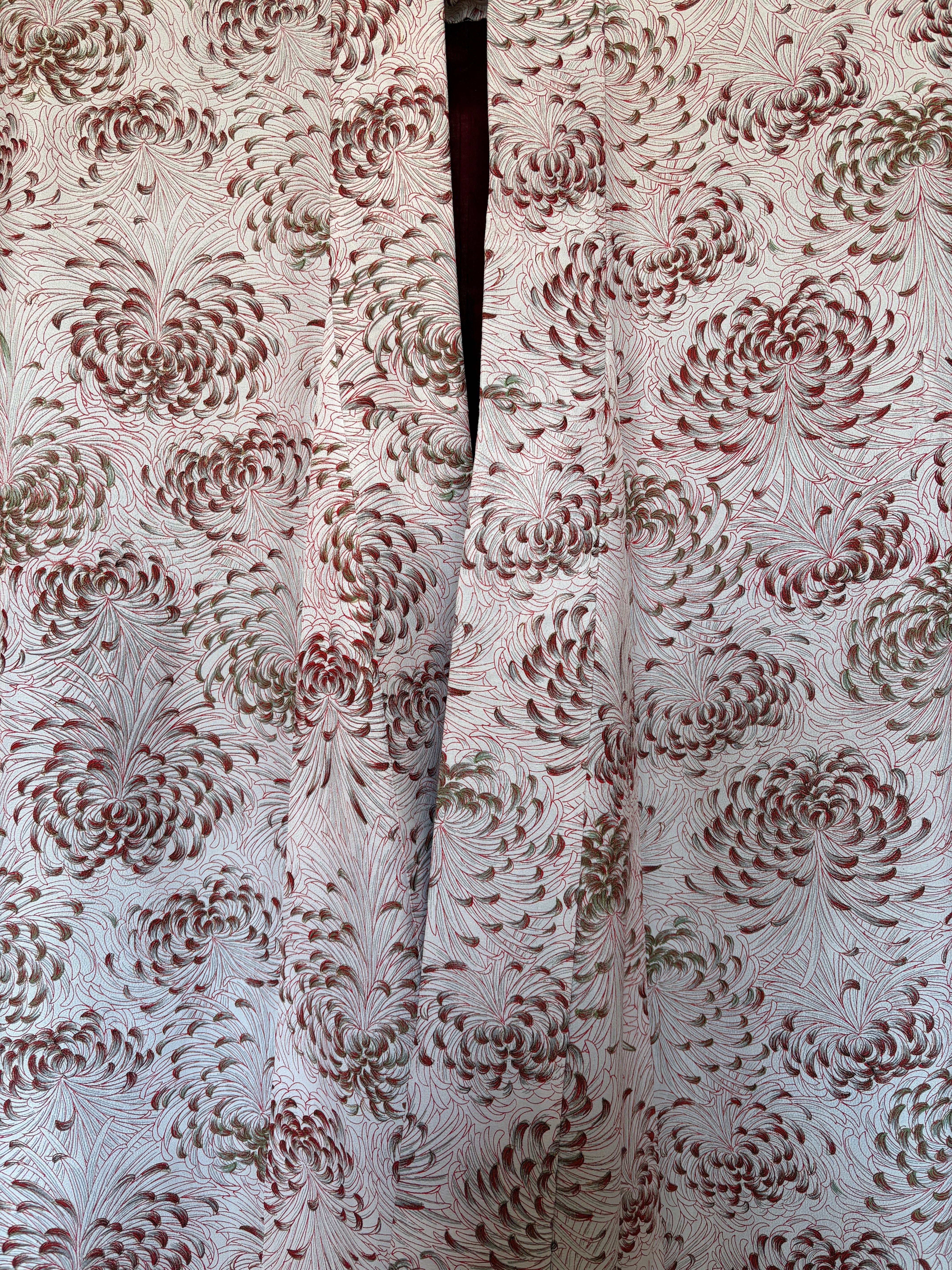 Chrysanthemum Pattern Long Robe – Deep Red
