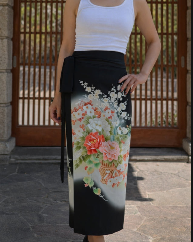 Kimono Silk Remake Wrap Skirt – Hanakago (Flower Basket) Motif, Black