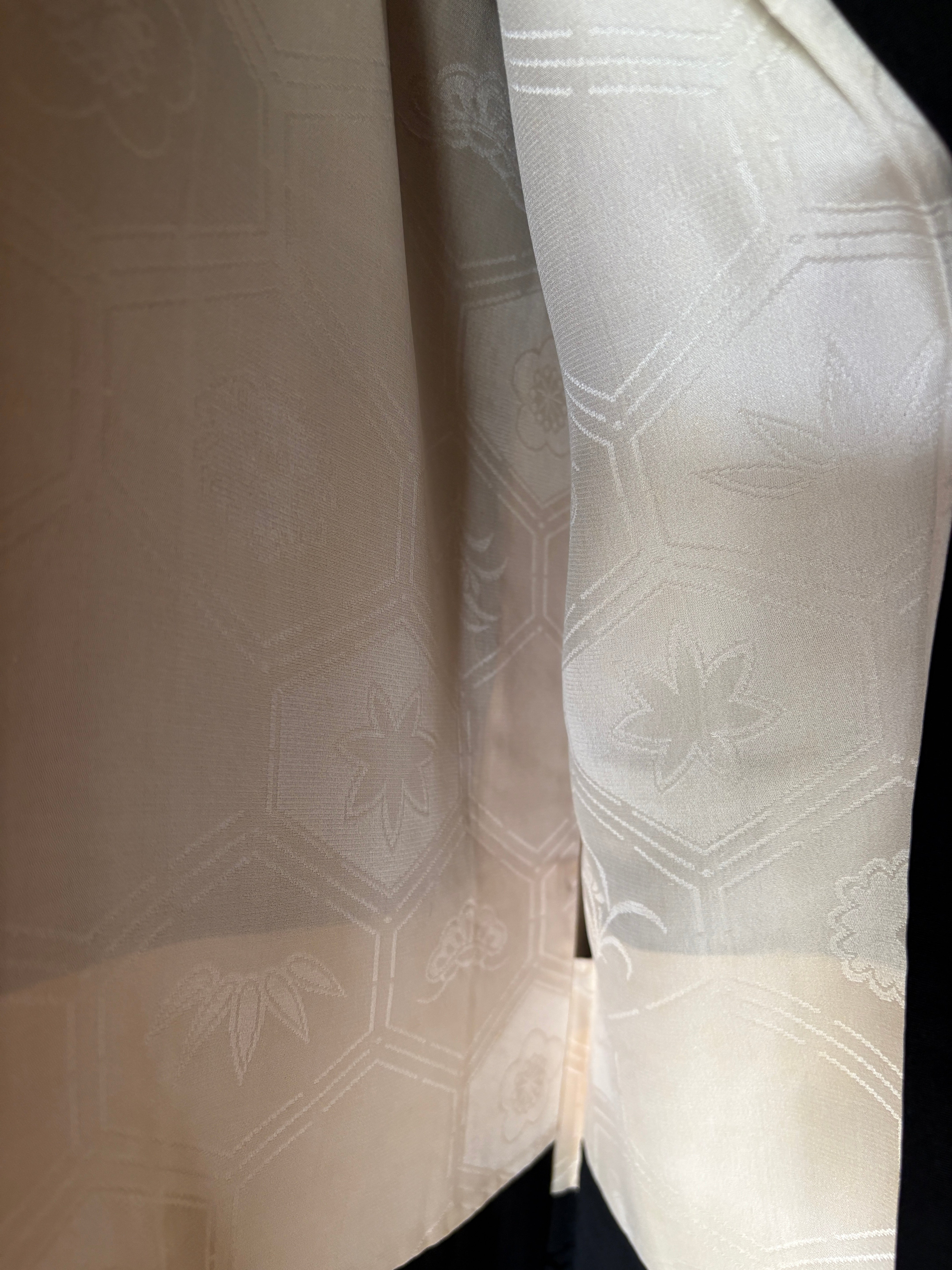 Vintage Silk Haori – Black with Golden Mist Motif