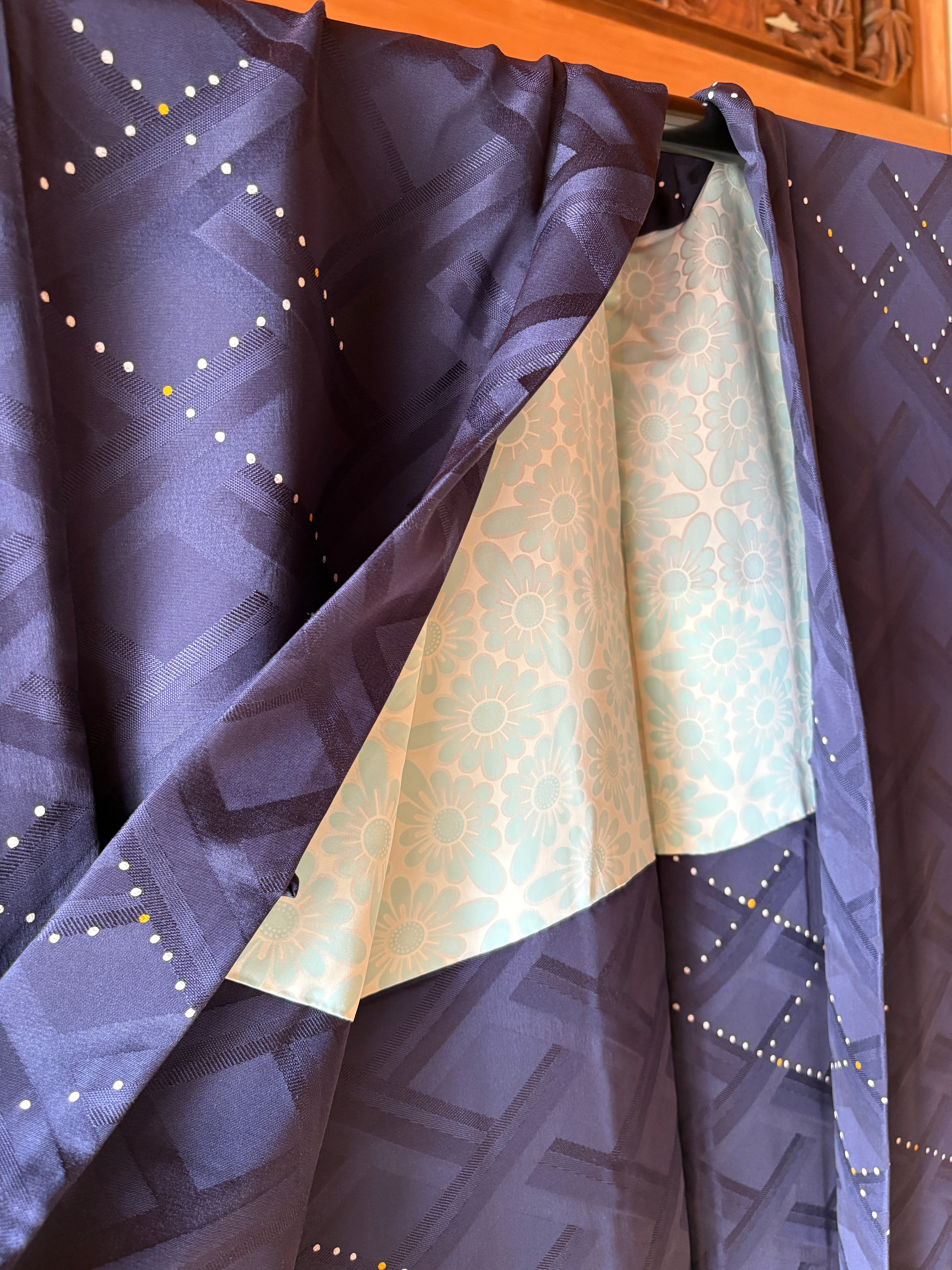Vintage Silk Haori – Midnight Indigo Diamond Weave with Hidden Floral Lining
