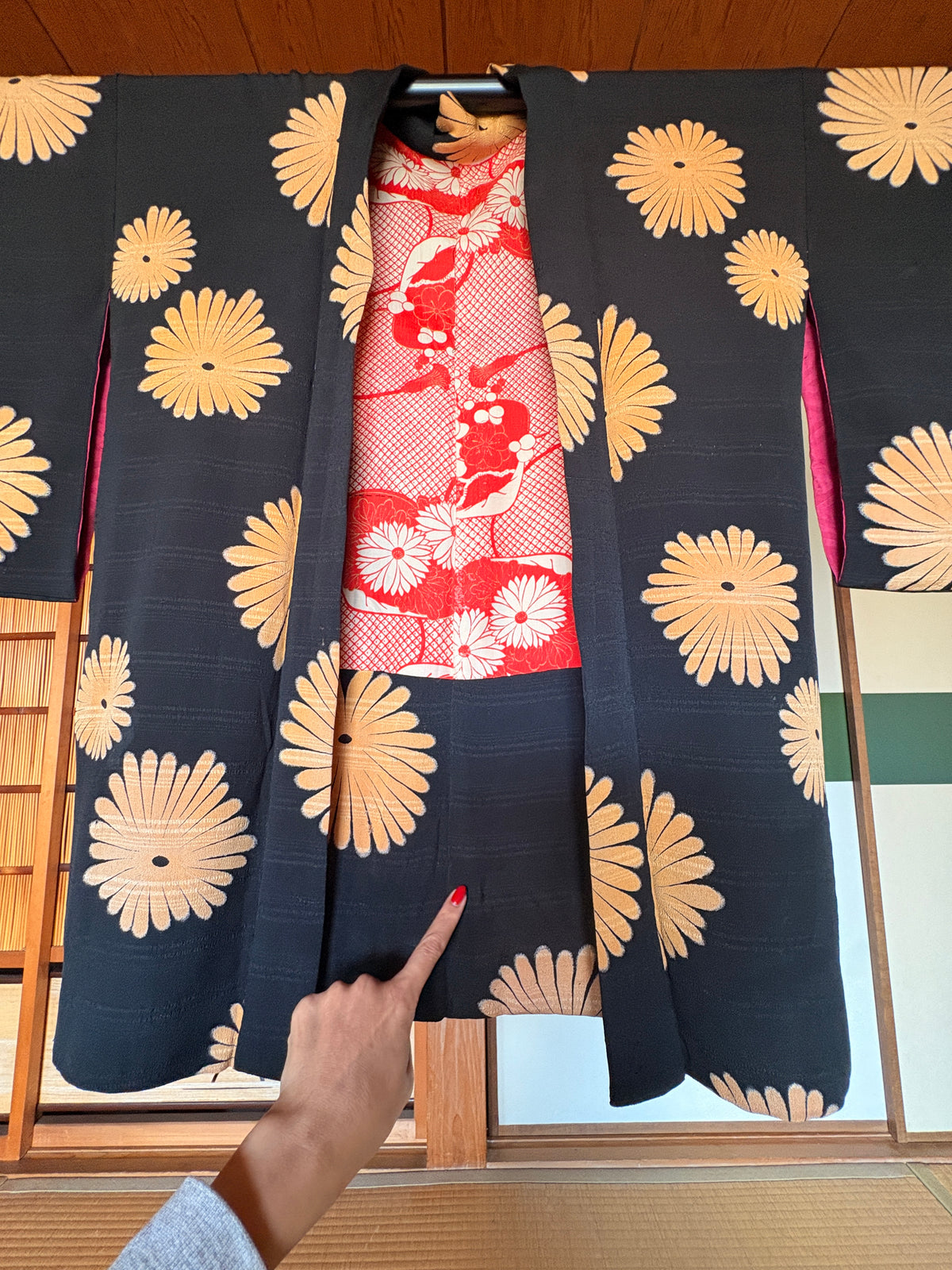Antique Japanese Silk Haori – lack Chrysanthemum Kimono Jacket | Possibly Taisho Era