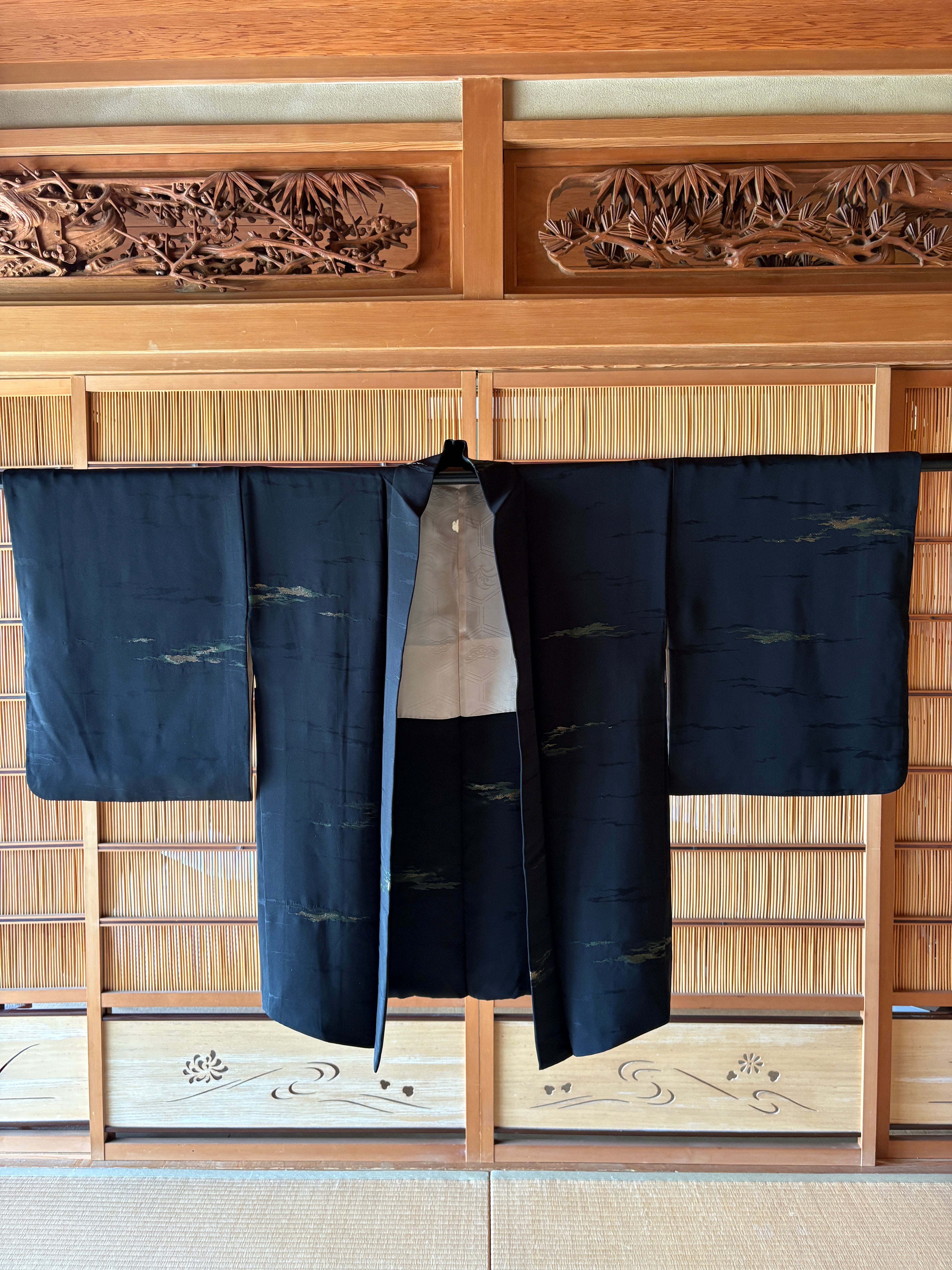 Vintage Silk Haori – Black with Golden Mist Motif