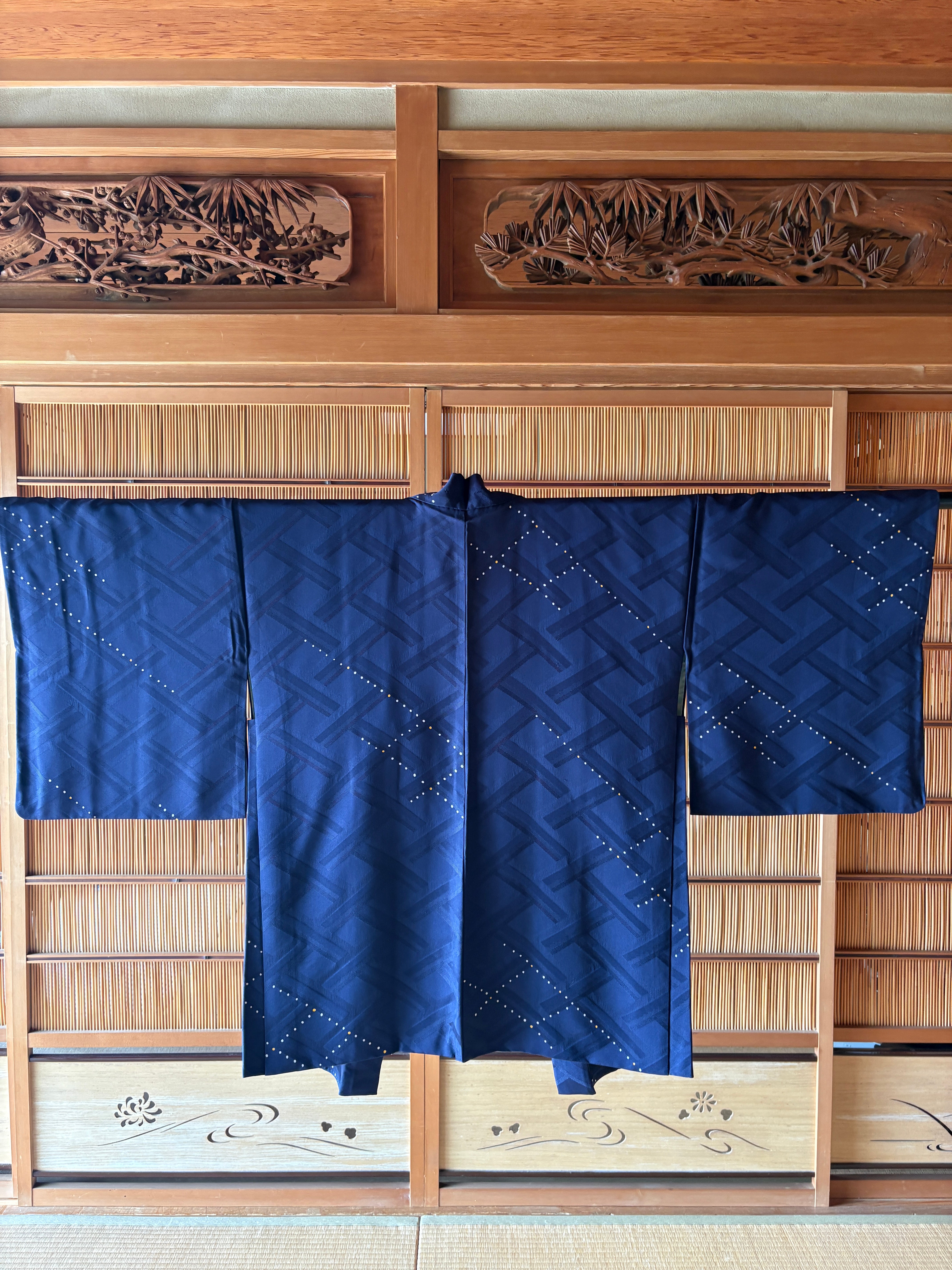 Vintage Silk Haori – Midnight Indigo Diamond Weave with Hidden Floral Lining